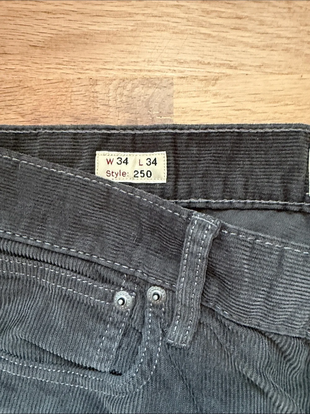 J. Crew Men's Style 250 Corduroy Pants in Dark Gray Waist 34 x Length 34